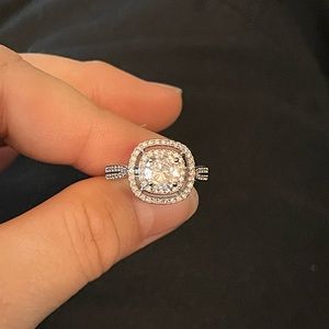 Engagement/wedding CZ ring size 8 BEAUTIFUL!